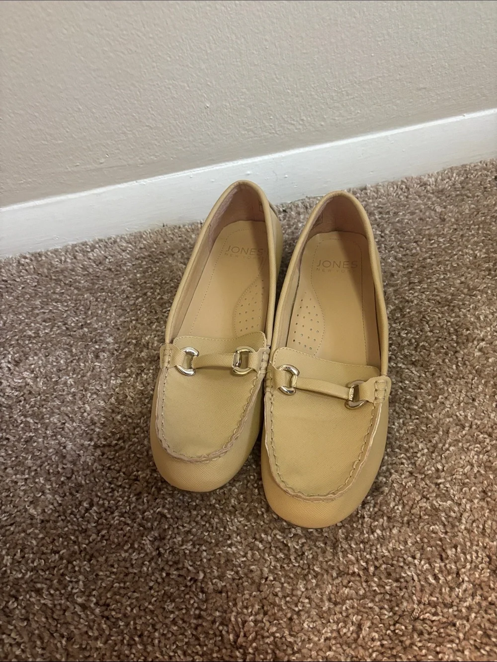 Jones New York Beige Loafers with Gold Horsebit